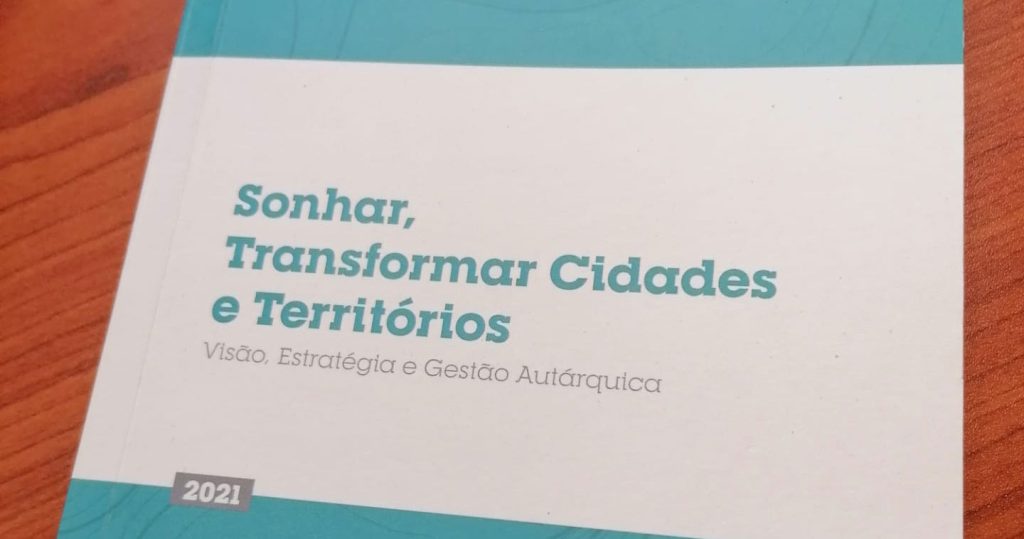  Livro que ajuda eleitos do poder local a concretizarem ideias será lançado em Vouzela - Jornal do Centro