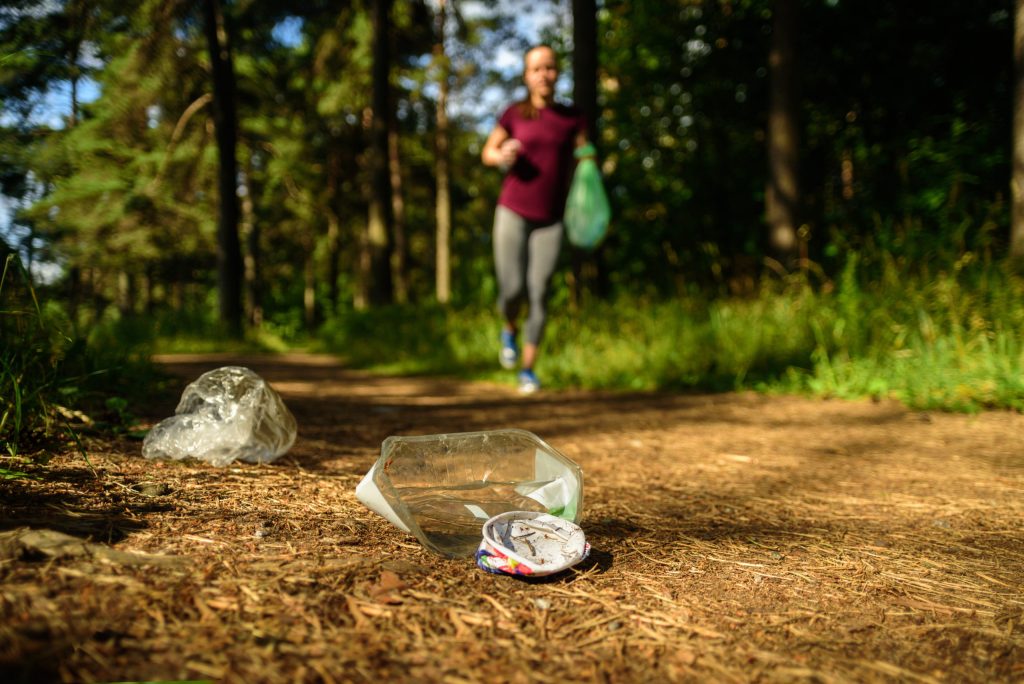  Mangualde adere ao fenómeno do plogging - Jornal do Centro