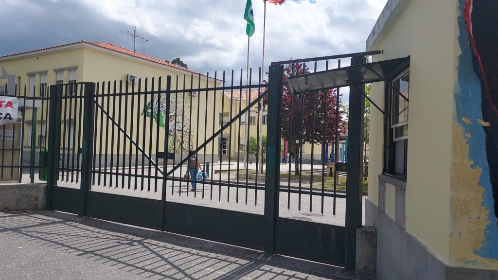  Escola de Viso (Viseu) recebe alunos de Itália - Jornal do Centro