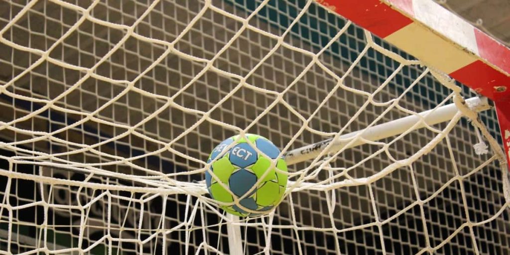  Andebol: Academia de Andebol de São Pedro do Sul eliminada da Taça - Jornal do Centro
