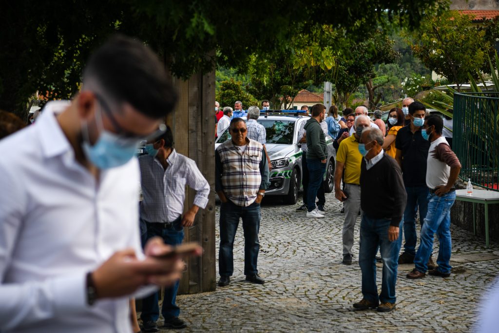  Em Santos Evos, boletins ‘pedagógicos’ encerraram urna eleitoral durante uma hora - Jornal do Centro