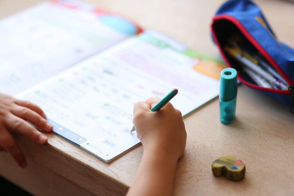  Exames do 9.º ano serão realizados este ano em papel - Jornal do Centro