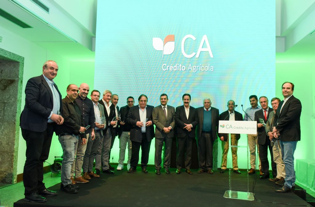  Caixa de Crédito Agrícola Mútuo Terras de Viriato distinguiu as 27 empresas que foram PME Líder em 2022 - Jornal do Centro