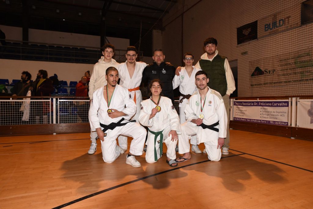  Judoca do Dínamo Clube Estação sagra-se vice-campeão Zonal - Jornal do Centro