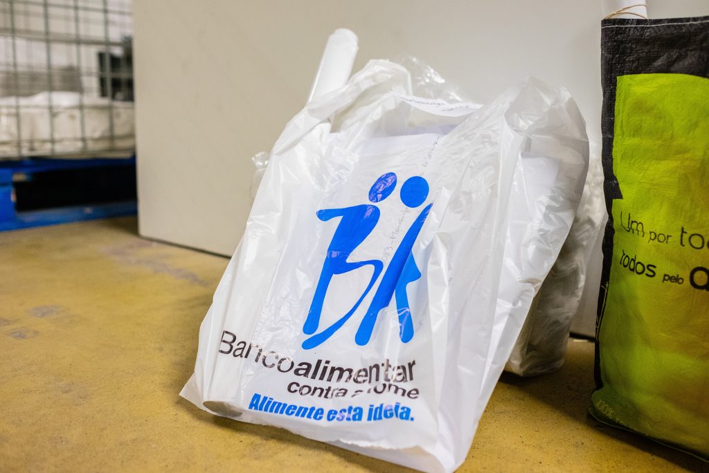  Voluntários precisam-se para campanha do Banco Alimentar - Jornal do Centro