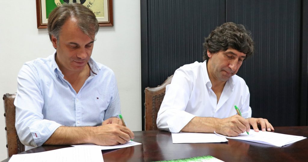  Castro Daire: protocolo assinado entre a Câmara e a Associação de Futebol de Viseu - Jornal do Centro