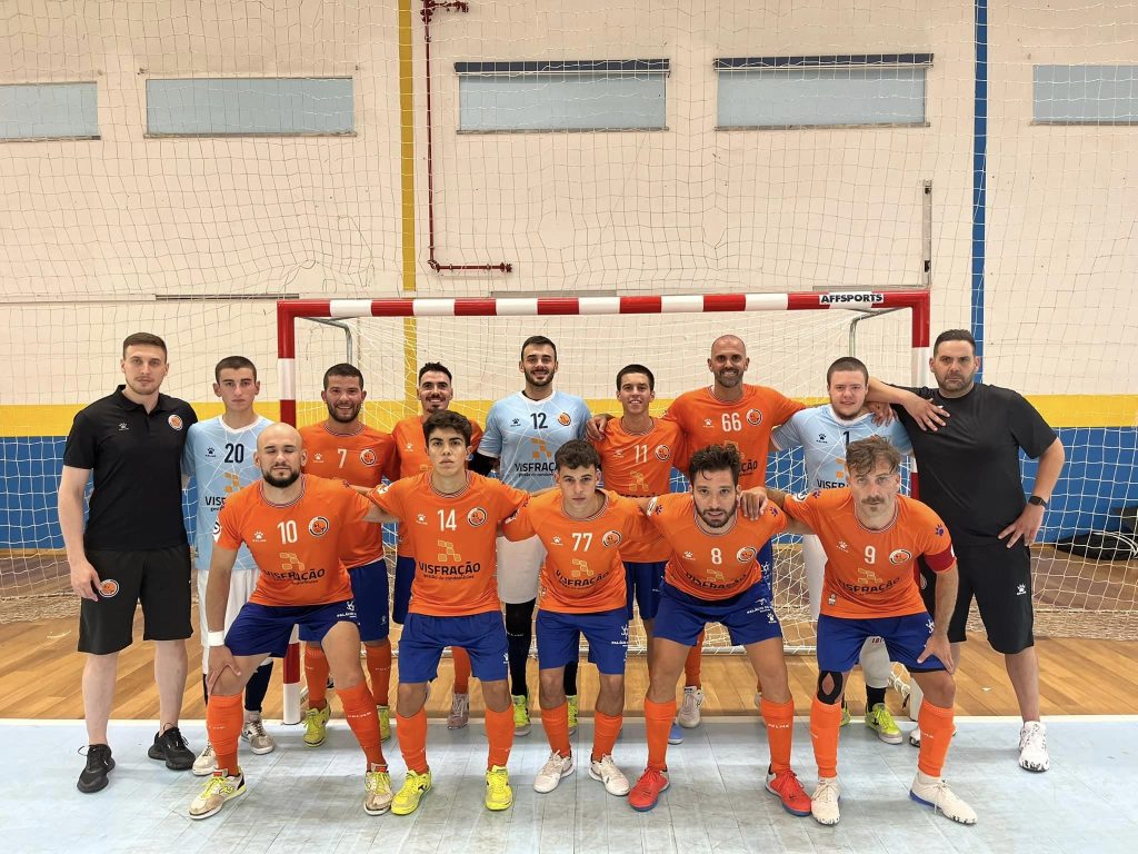  Viseu 2001 volta às vitórias com triunfo em Gaia - Jornal do Centro