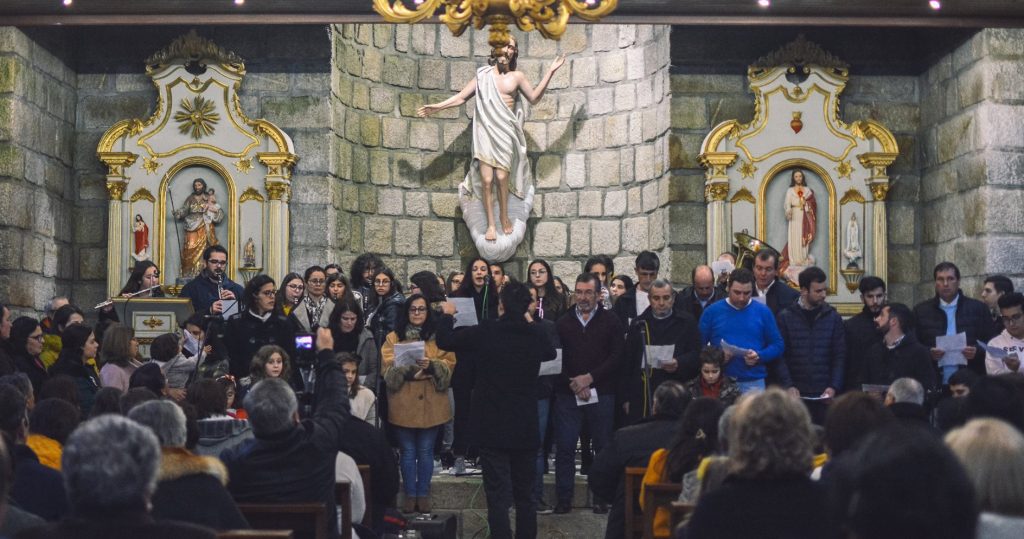  Tradição das janeiras mantém-se em Oliveira de Frades e Vouzela - Jornal do Centro