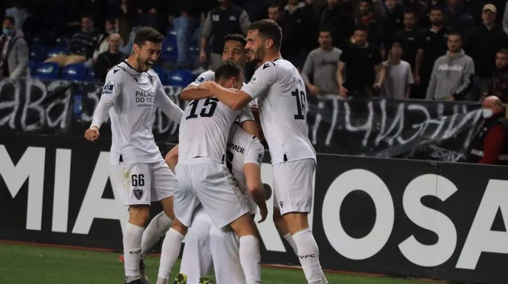  Académico dá “lição da manutenção” à Académica e vence em Coimbra - Jornal do Centro