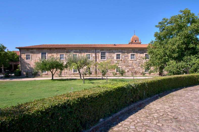  História de convento histórico de Sernancelhe contada em livro - Jornal do Centro