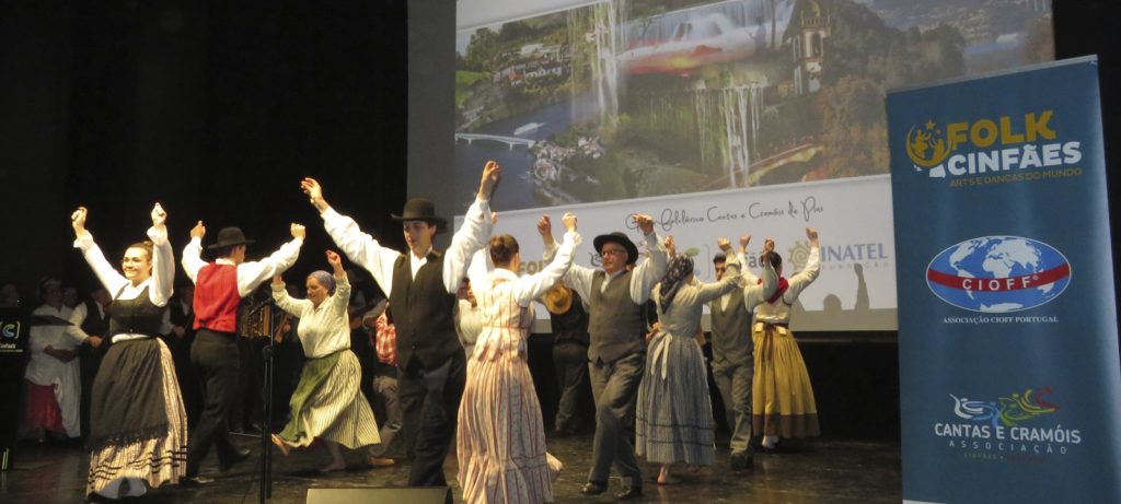  Folclore internacional regressa a Cinfães - Jornal do Centro