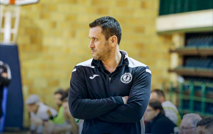  Andebol: Tiago Cunha já não é treinador da Academia de São Pedro do Sul - Jornal do Centro