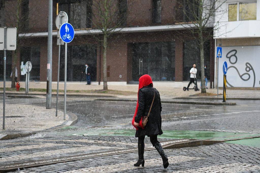  Viseu sob aviso hoje e amanhã devido à chuva - Jornal do Centro