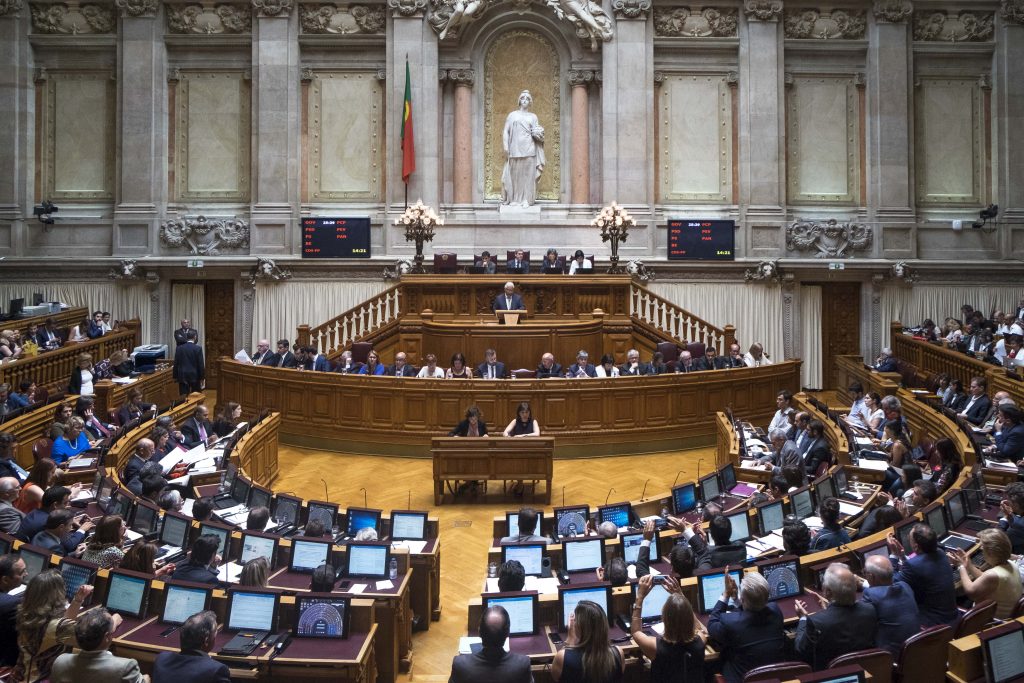  Partidos prometem estar atentos e esperam um Governo aberto ao diálogo - Jornal do Centro