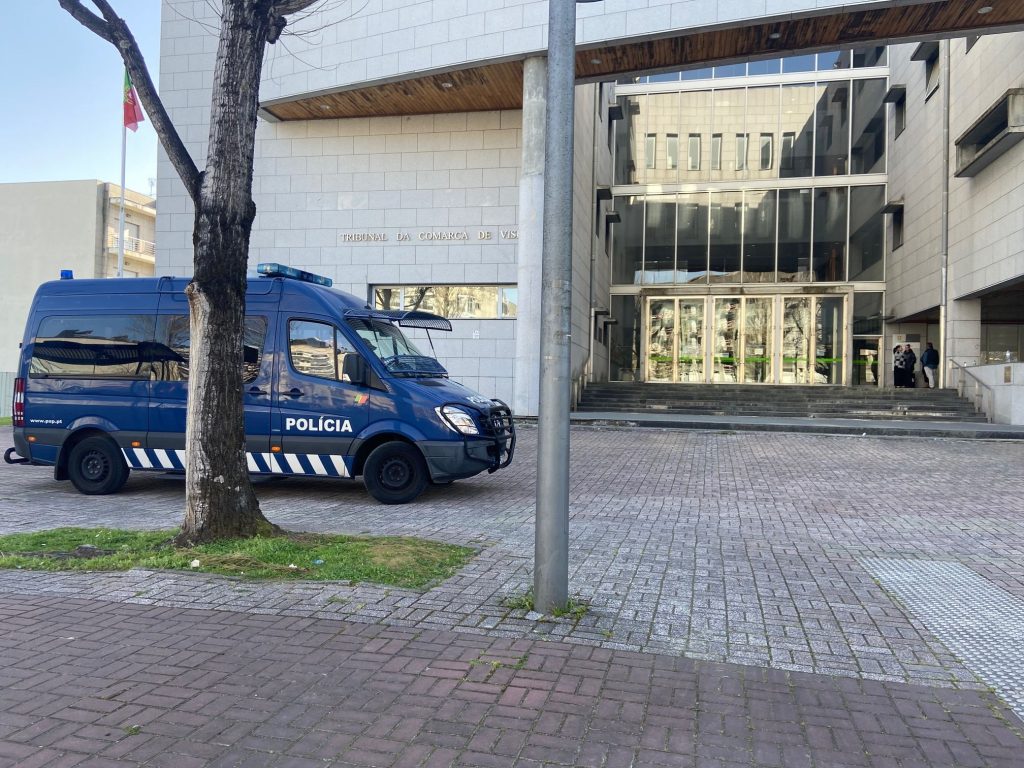  Viseu: Prisão preventiva e proibição de contacto com vítimas para os detidos na ‘Operação Paládio’ da PJ e PSP - Jornal do Centro