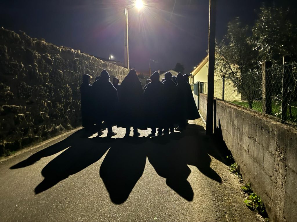  Cavernães (Viseu) cumpre a tradição da amentação das almas este sábado - Jornal do Centro