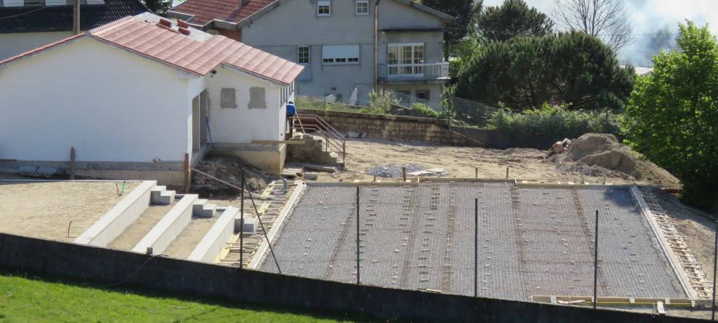 Antiga escola de Bustelo de Lages (Cinfães) vai ser um centro comunitário - Jornal do Centro