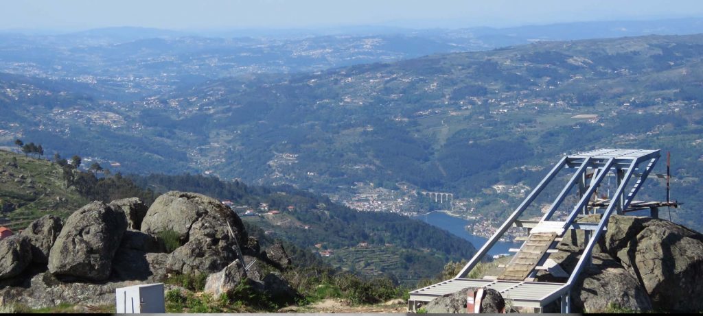  Miradouro para ver o rio Bestança e o vale Douro - Jornal do Centro
