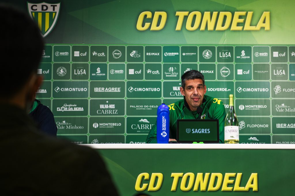  “Nunca esquecerei o apoio dos adeptos”, garante treinador do Tondela