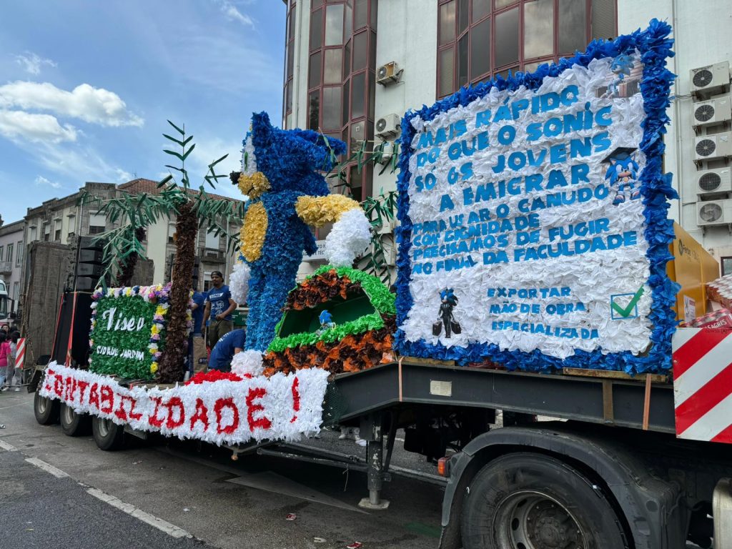  Estudantes em festa e muita animação no desfile académico em Viseu