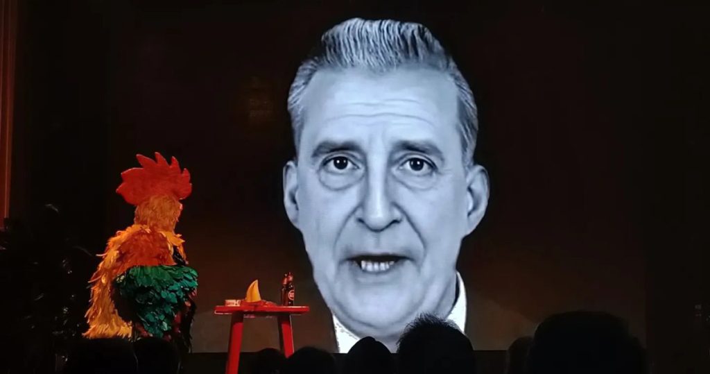  Galo de Barcelos e Salazar ‘confrontam-se’ no Teatro Viriato - Jornal do Centro