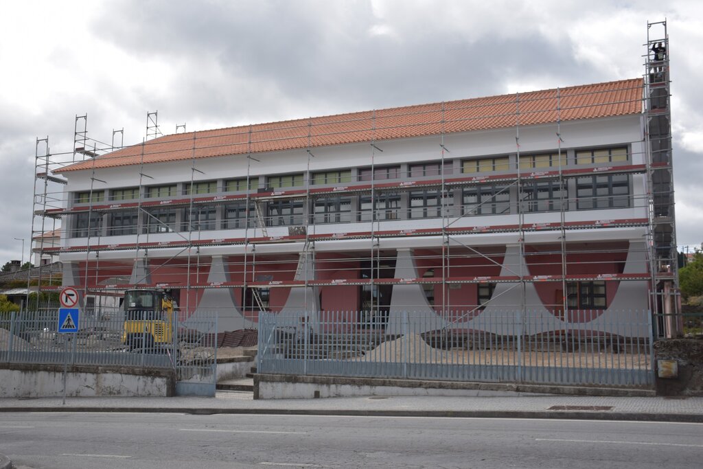  Antigo externato em obras para lecionar cursos superiores - Jornal do Centro