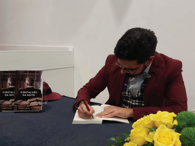  José Filipe Melo pensou, mas foi Teodoro Benjamim quem escreveu “O Batalhão da Noite”