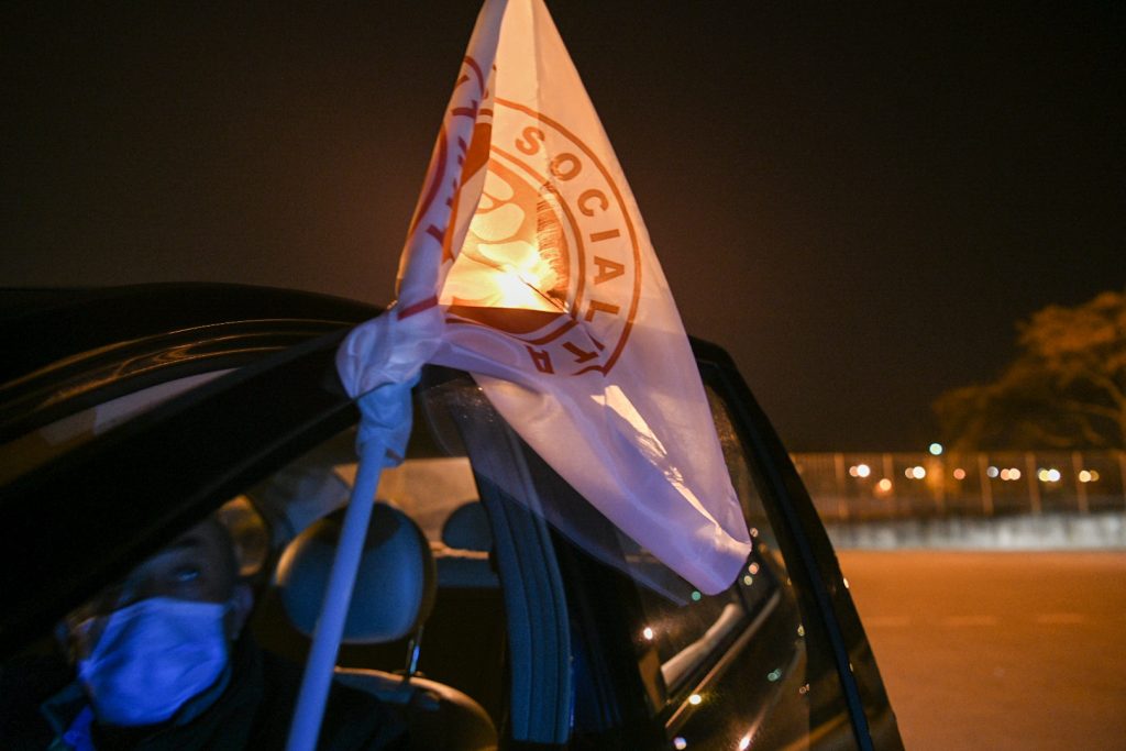  PS:Se as diretas fossem hoje, apenas 990 militantes podiam votar - Jornal do Centro