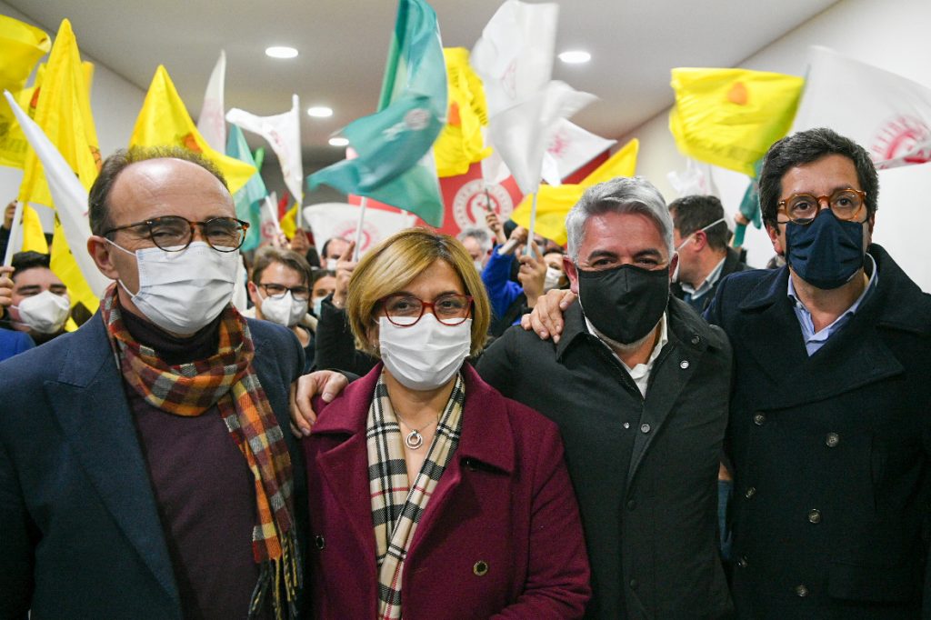  Legislativas/Viseu: João Azevedo aponta para um “novo tempo” em Viseu - Jornal do Centro