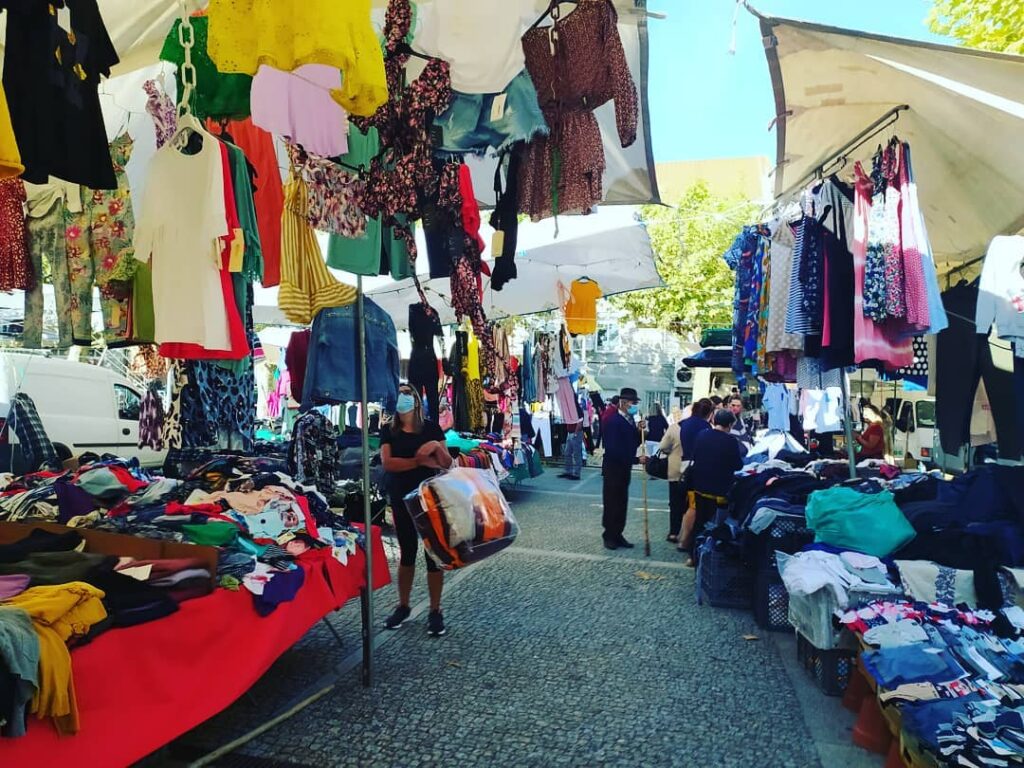  Câmara de Cinfães apoia feirantes com redução das taxas dos espaços de venda - Jornal do Centro