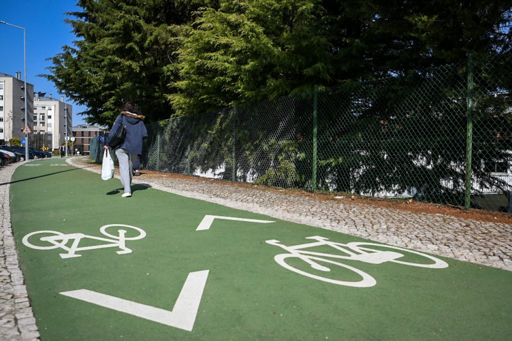  Nova ciclovia corta trânsito em Viseu até à próxima semana - Jornal do Centro
