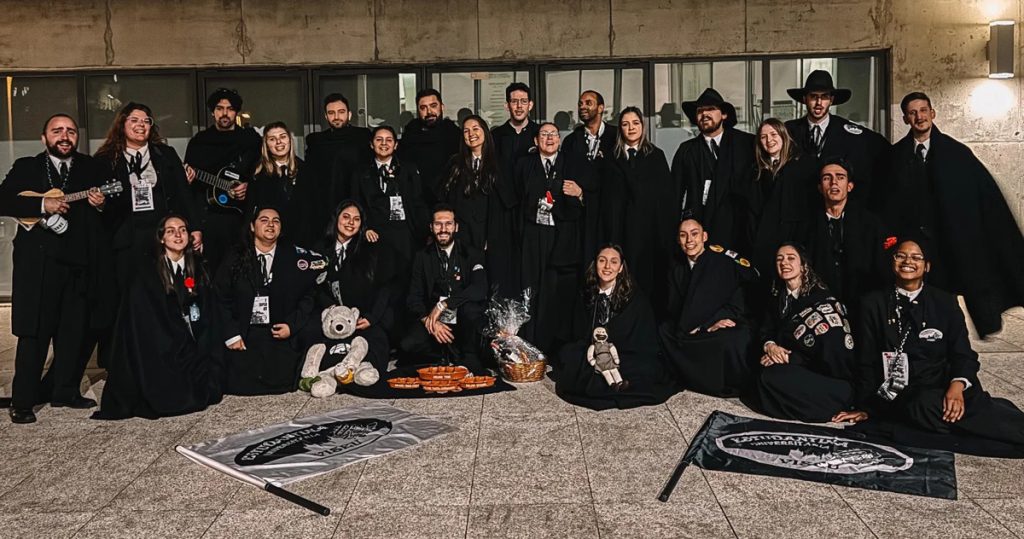  Estudantina Universitária de Viseu vence festival de tunas no Porto
