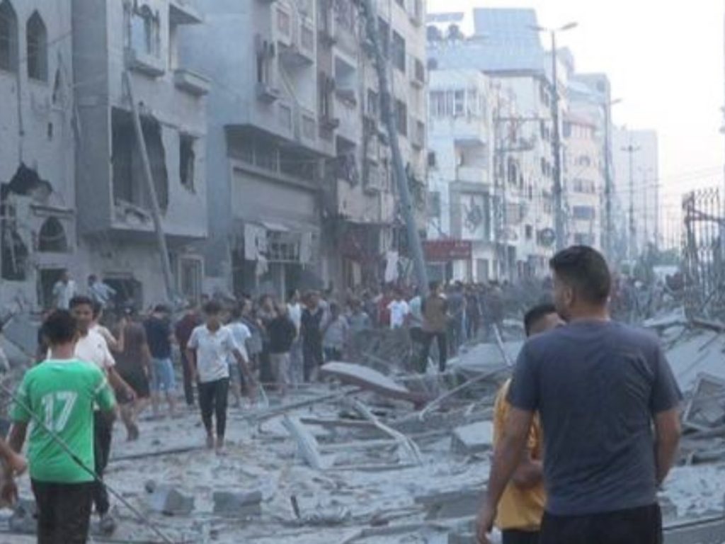  Israel-Palestina: Concentração no Rossio em Viseu pede o fim da agressão a Gaza - Jornal do Centro