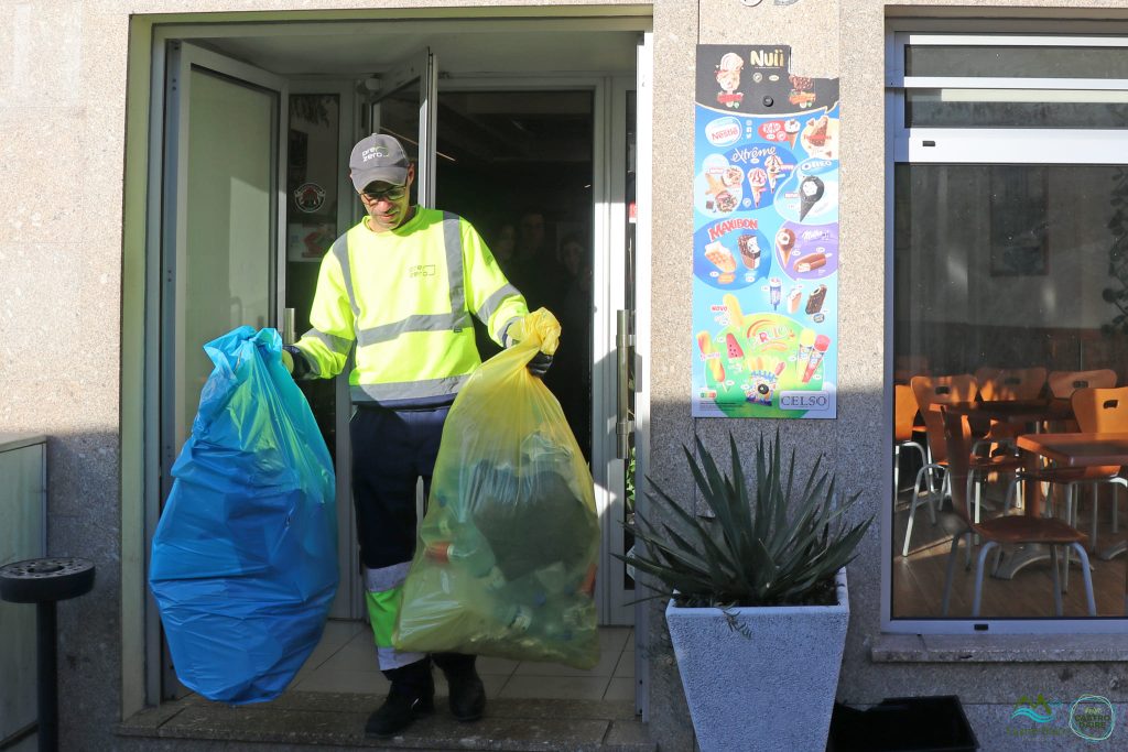  Recolha de lixo porta-a-porta chega ao comércio de Castro Daire - Jornal do Centro