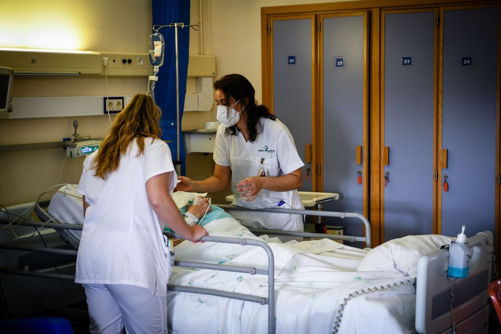  Covid-19 provoca 15 mortos em Portugal e quase 1500 novos casos em 24 horas - Jornal do Centro