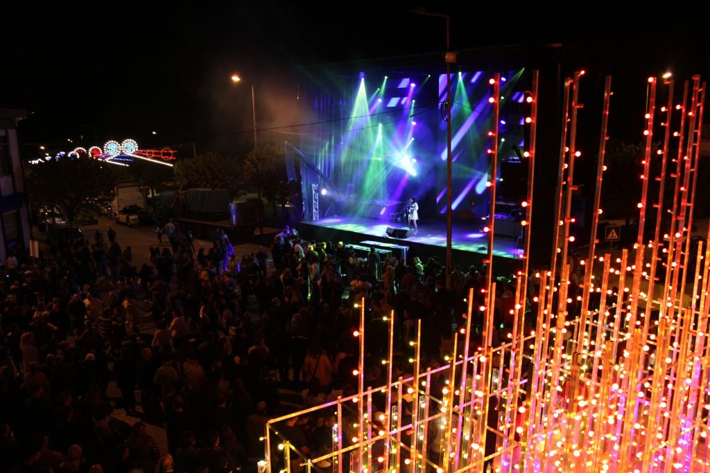 Augusto Canário, D.A.M.A. e Calema na Festa da Labareda, em Resende - Jornal do Centro