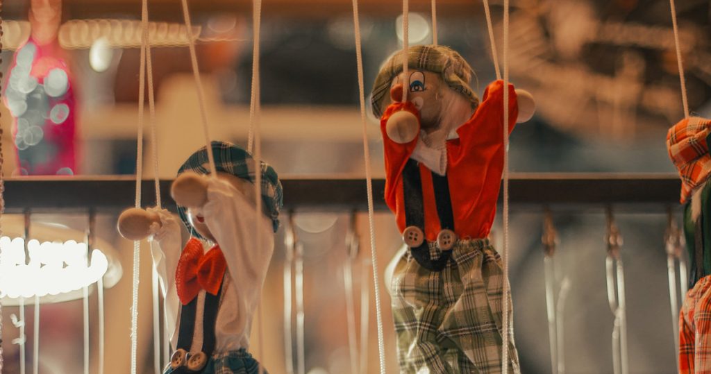  Marionetas do mundo em exposição da Freguesia de Viseu