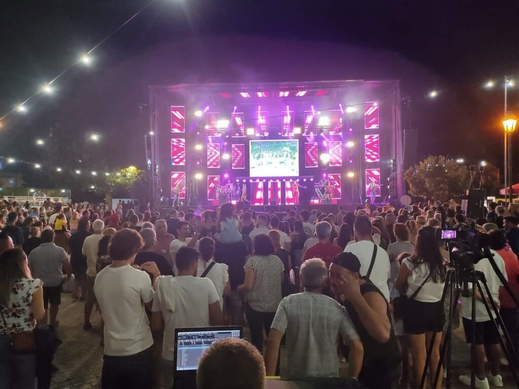 Foto Facebook Câmara de Penalva do Castelo Tony Carreira, Miguel Gameiro e Polo Norte nas Festas de Penalva do Castelo - Jornal do Centro