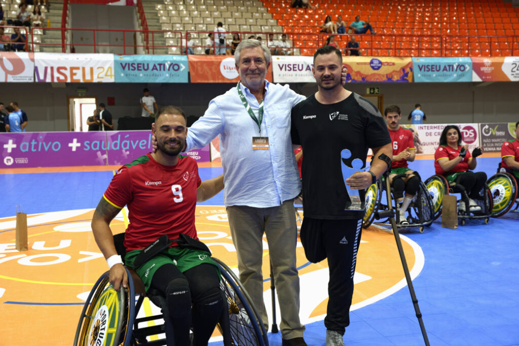  Seleção portuguesa de andebol em cadeira de rodas sorri em Viseu - Jornal do Centro