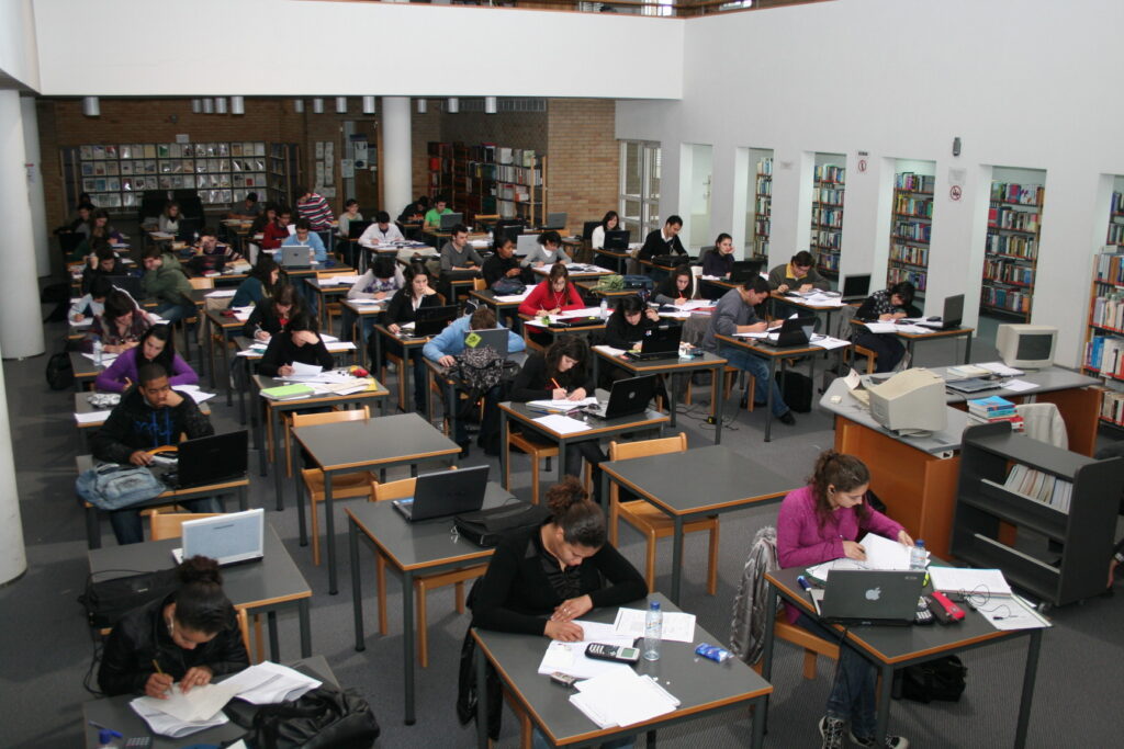  Ranking: Saiba em que lugar estão as escolas do distrito de Viseu - Jornal do Centro