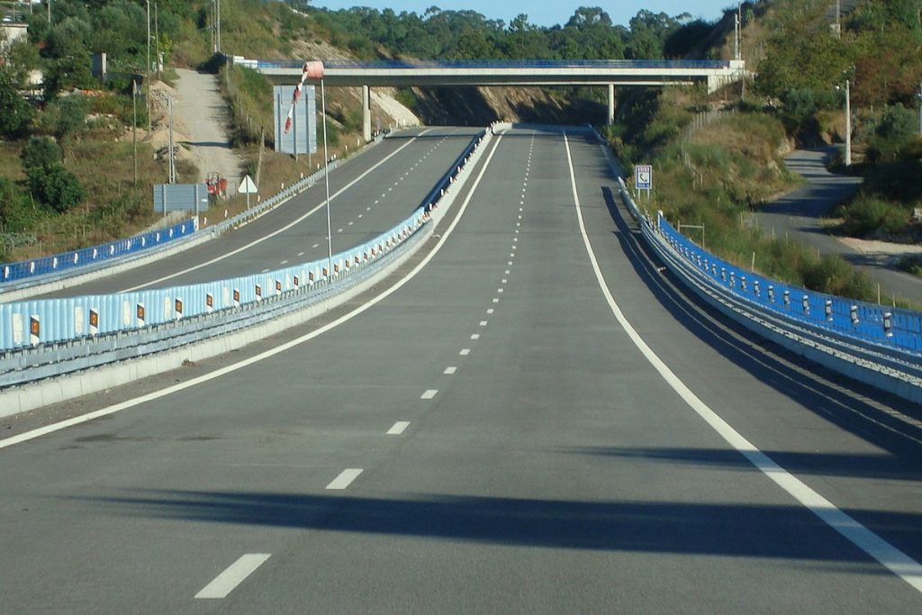  IP lança concurso público por 13,5ME para manutenção da A24, A35 e A4