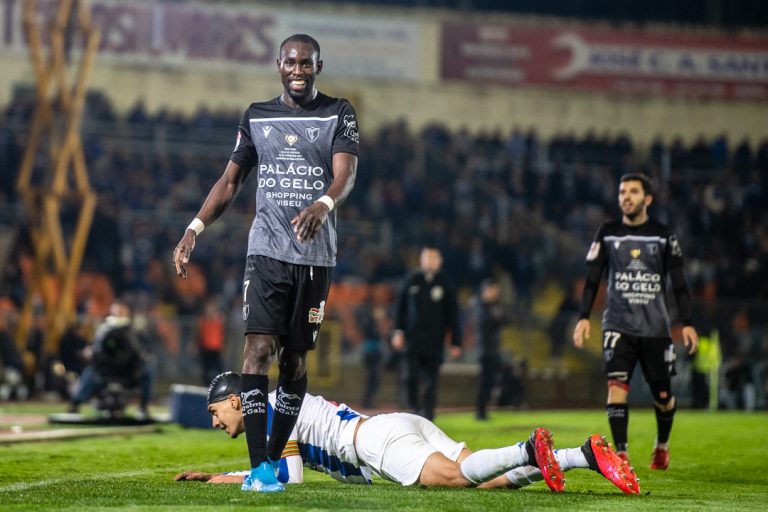 academico_empate_porto-43