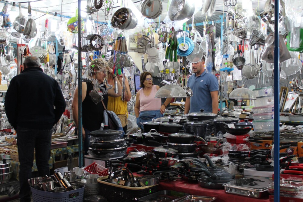  Os mais antigos da Feira mais antiga… um bazar de memórias - Jornal do Centro