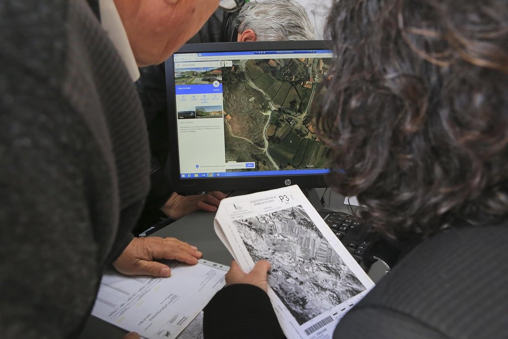  Prémios BUPi entregues a quem mais contribuiu para o registo de terrenos - Jornal do Centro