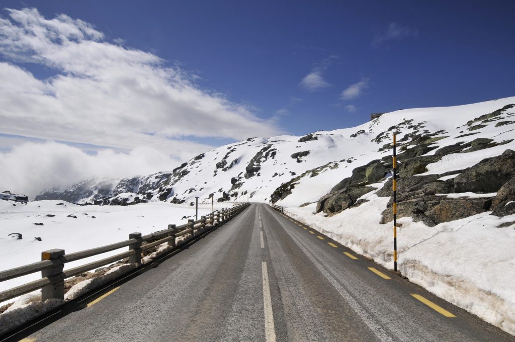 Circulação restabelecida nos acessos ao maciço central da serra da Estrela - Jornal do Centro