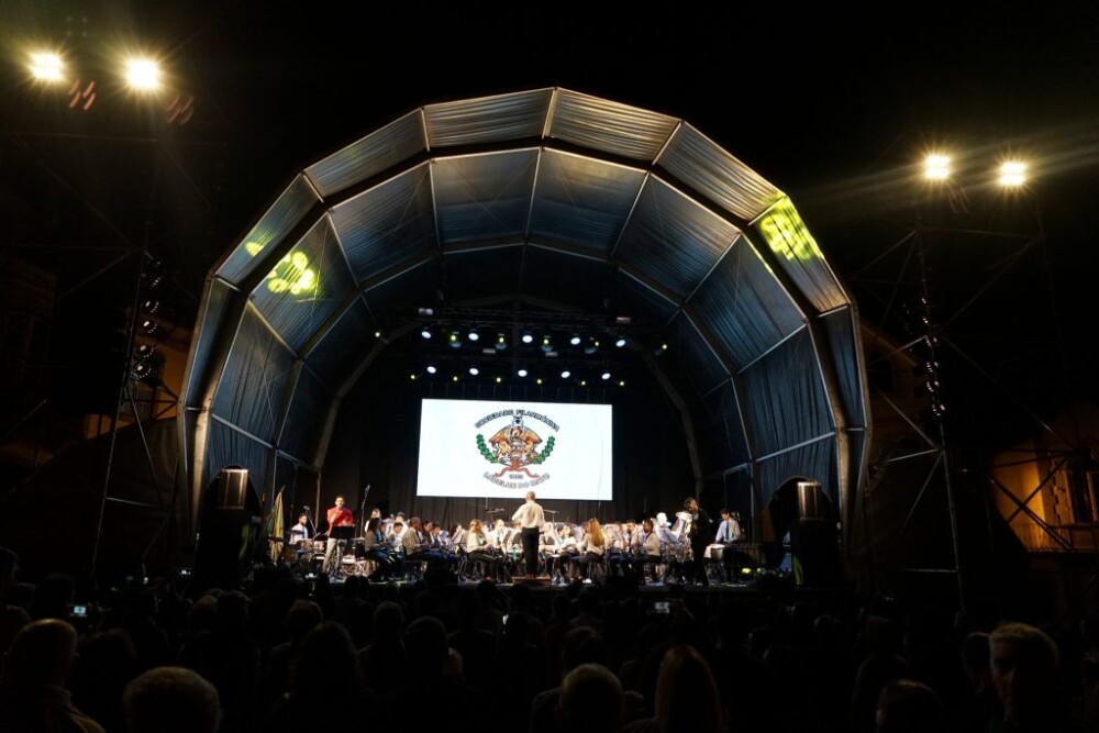  Festas de Mangualde arrancam hoje com Bispo no Palco Cidade - Jornal do Centro