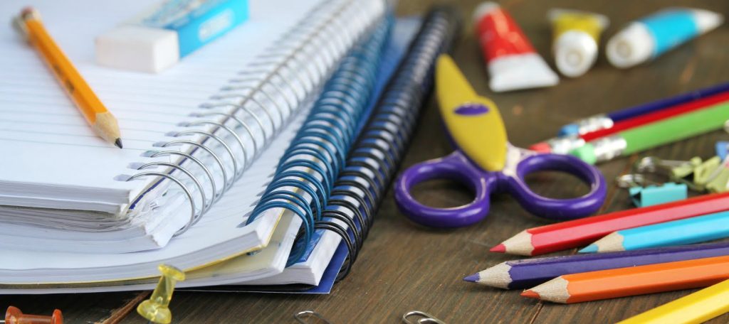  Em Tarouca, alunos recebem 25 euros para material escolar - Jornal do Centro