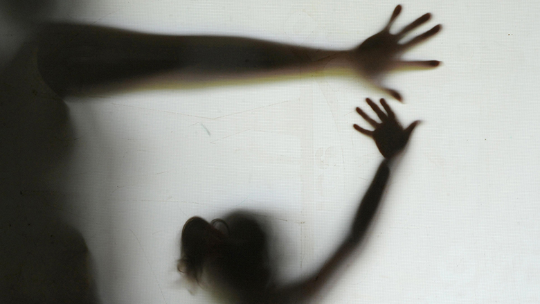  Medidas para facilitar acesso de vítimas de violência doméstica a cuidados de saúde - Jornal do Centro