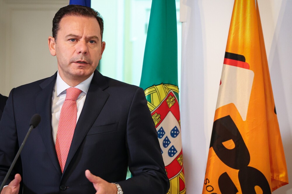  Luís Montenegro cancela visita à Feira de São Mateus - Jornal do Centro