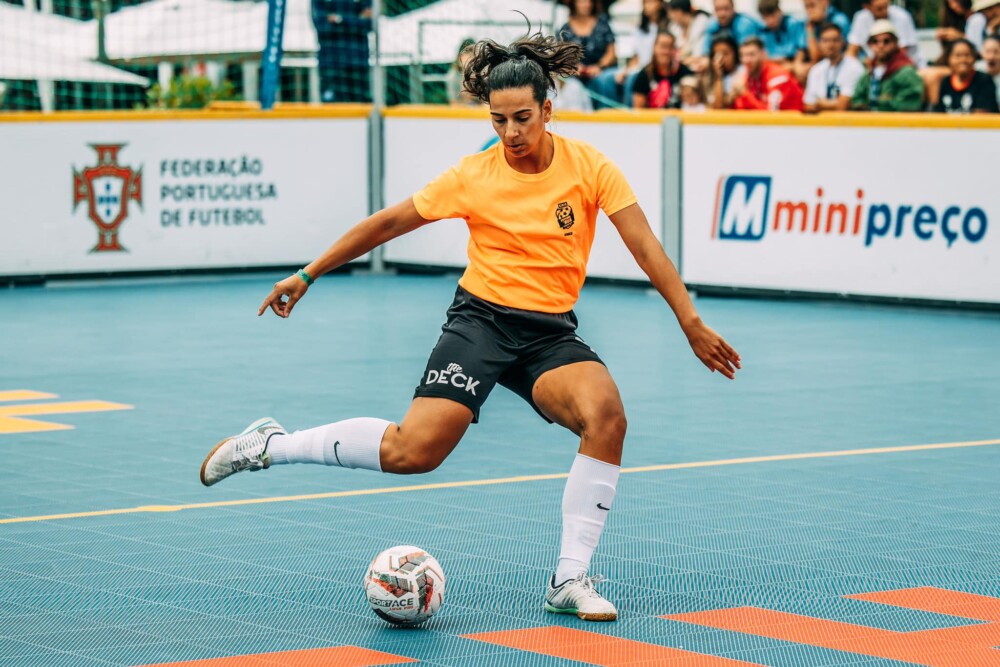  Jogadora de Viseu convocada para o Mundial de futebol de rua - Jornal do Centro